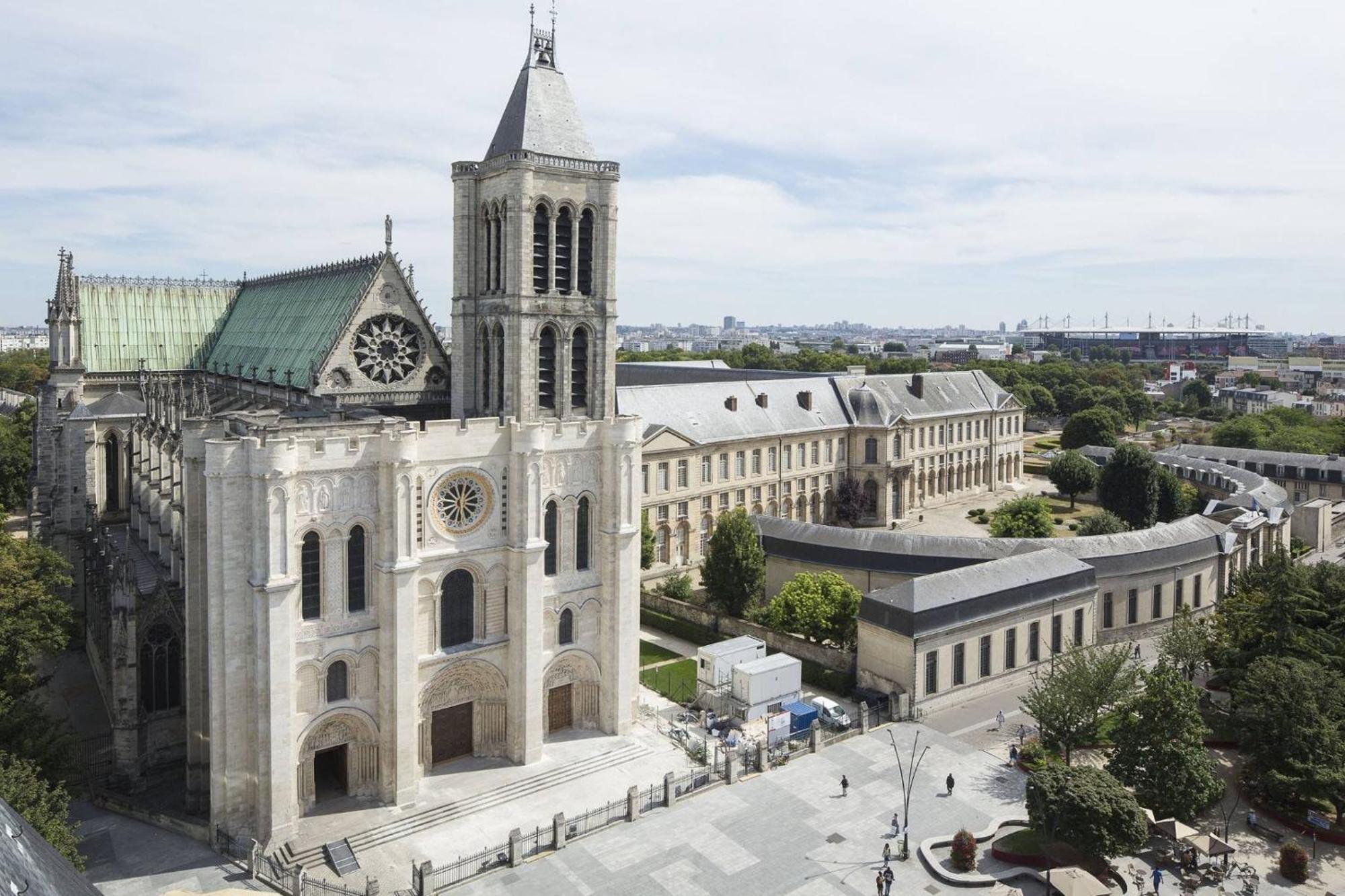 Chic Apartment With Superb View Of The Eiffel Tower Saint-Denis  Exteriér fotografie